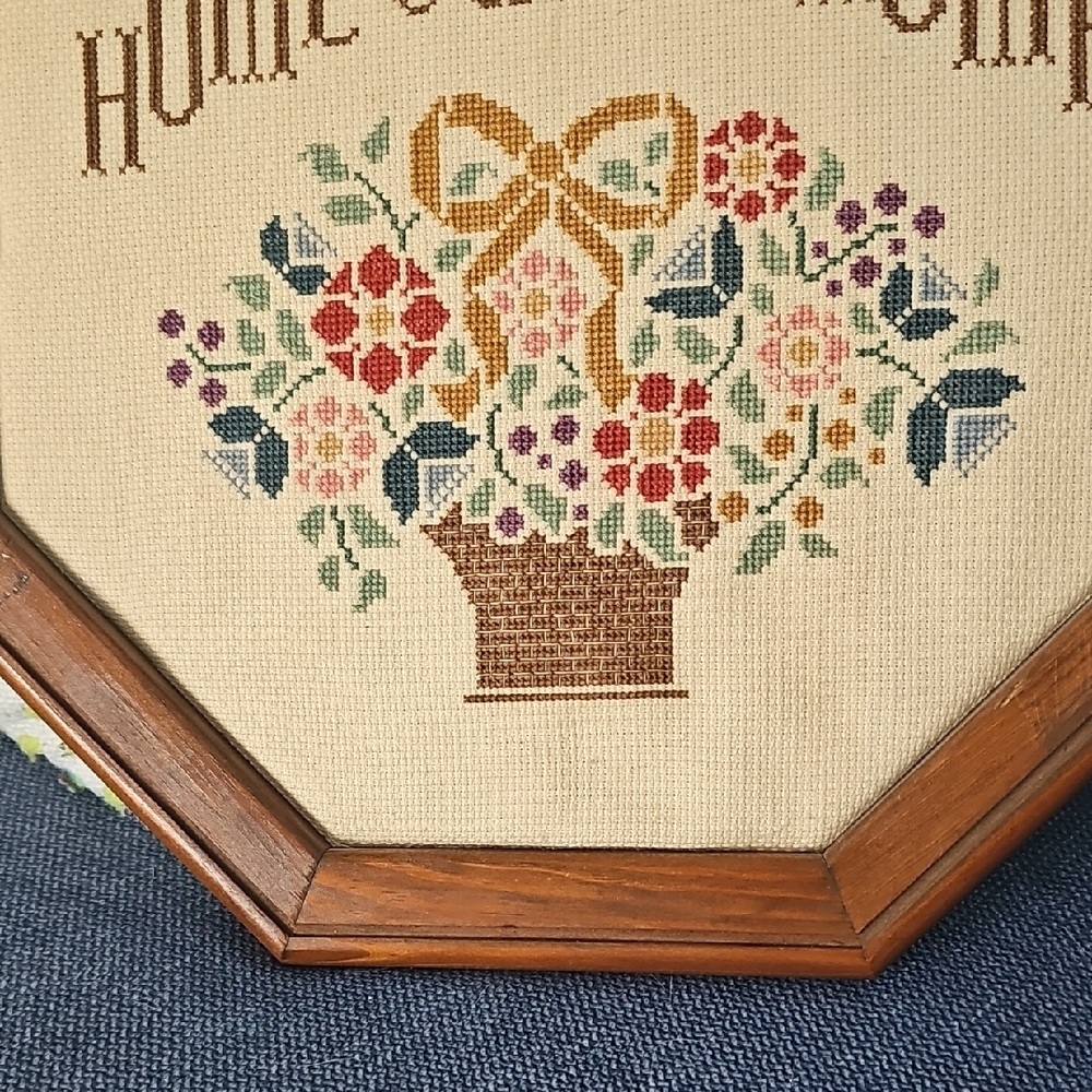 VINTAGE Home Sweet Home Floral Cross-Stitch Decor 80s Embroider Handmade Frame - Picture 7 of 10